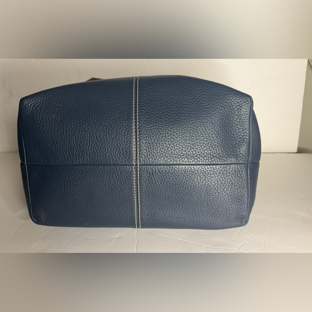 Vintage Dooney & Bourke Marine Blue Mary Pebble Grain Leather Purse with Pouch - Picture 8 of 15